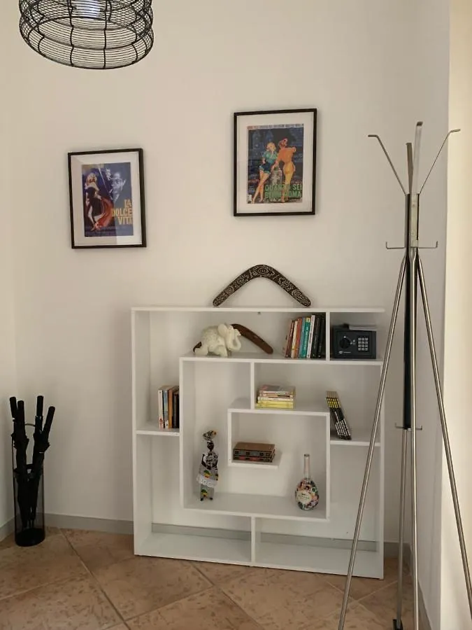 Chez Nous Apartment Rome