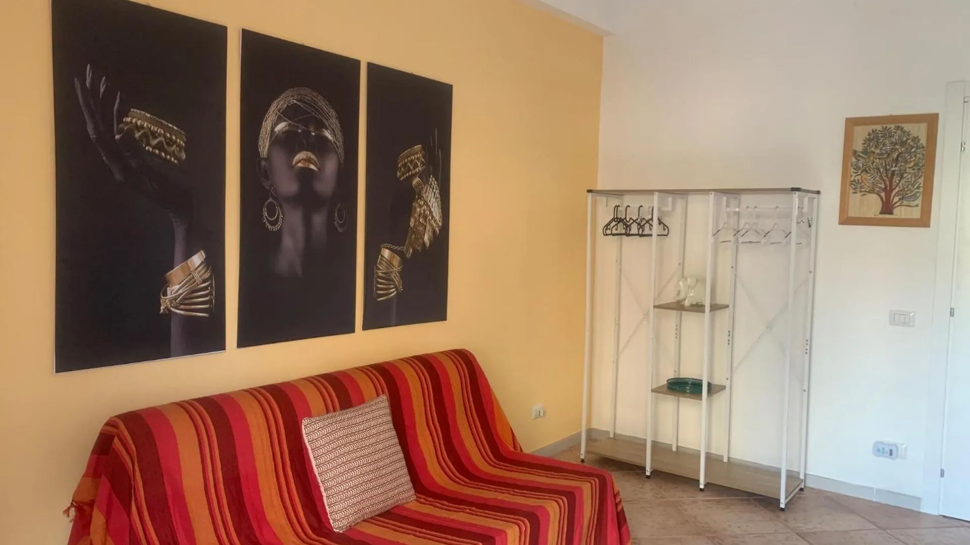 Chez Nous Apartment Rome