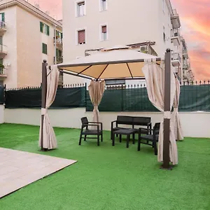 Luciano Secret Garden Apartament